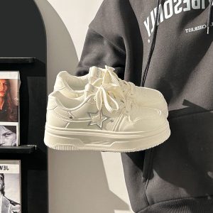 Women's Spring Thick-Soled White Sneakers, Versatile Minimalist Design, Niche Big Toe Shoes for a Trendy Look