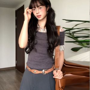 Women's Summer Fake Two-Piece Layered Short Sleeve Shirt, Spliced Knitted College Style, Slim Fit Flattering Top