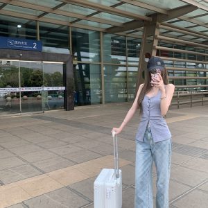 Women's Summer Sexy Slim Fit Waist-Defining Halter Top - American Style Berlin Chronicles Inspired Fashion