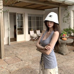 Women's Summer Sexy Slim Fit Waist-Defining Halter Top - American Style Berlin Chronicles Inspired Fashion