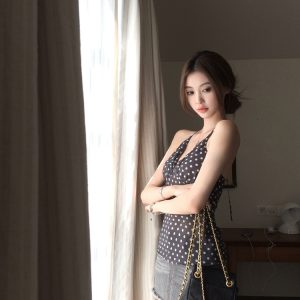 Women's Summer Vintage Polka Dot V-Neck Chiffon Halter Top - Retro Style, Cute Polka Dot Design, Perfect for 90s Inspired Fashion