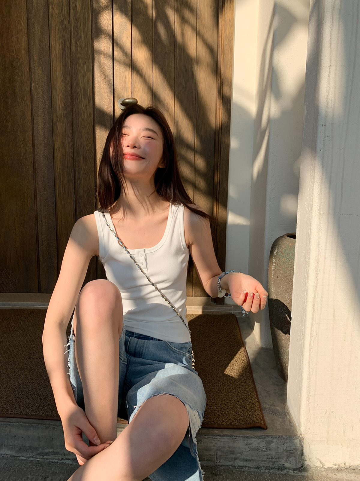 Women's U-Neck Half-Open Button Vest - Slim Fit Spring/Summer Top for Flattering Layering, Trendy Casual Style Women's U-Neck Half-Open Button Vest - Slim Fit Spring/Summer Top for Flattering Layering, Trendy Casual Style