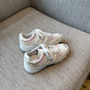 Women's Ultra-Light Breathable White Sneakers 2025 – Summer Mesh Casual Jogging Shoes with Thick Sole for Comfort and Style