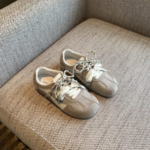 Women's Versatile Flat Hiking Shoes - Comfortable Casual Sports Footwear for Spring 2025