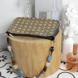 Women's Vintage French Style Underarm Bag, Niche Design Small Crossbody Bag, Cute 2023 Spring Collection