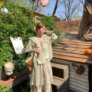 Women's Vintage Green Ruffled Linen Shirt and Floral A-Line Skirt Set - Summer Fashion, Boho Style, Perfect for 90s Inspired Looks