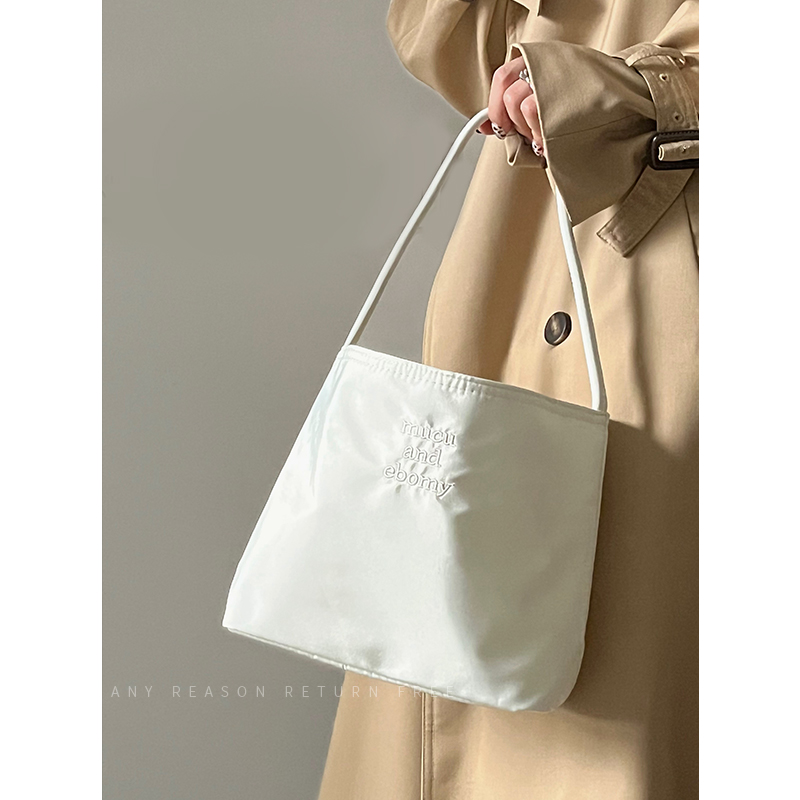 Women's Waterproof Nylon Underarm Shoulder Bag - 2025 Fashion Embroidered Canvas, Versatile Casual Style Women's Waterproof Nylon Underarm Shoulder Bag - 2025 Fashion Embroidered Canvas, Versatile Casual Style