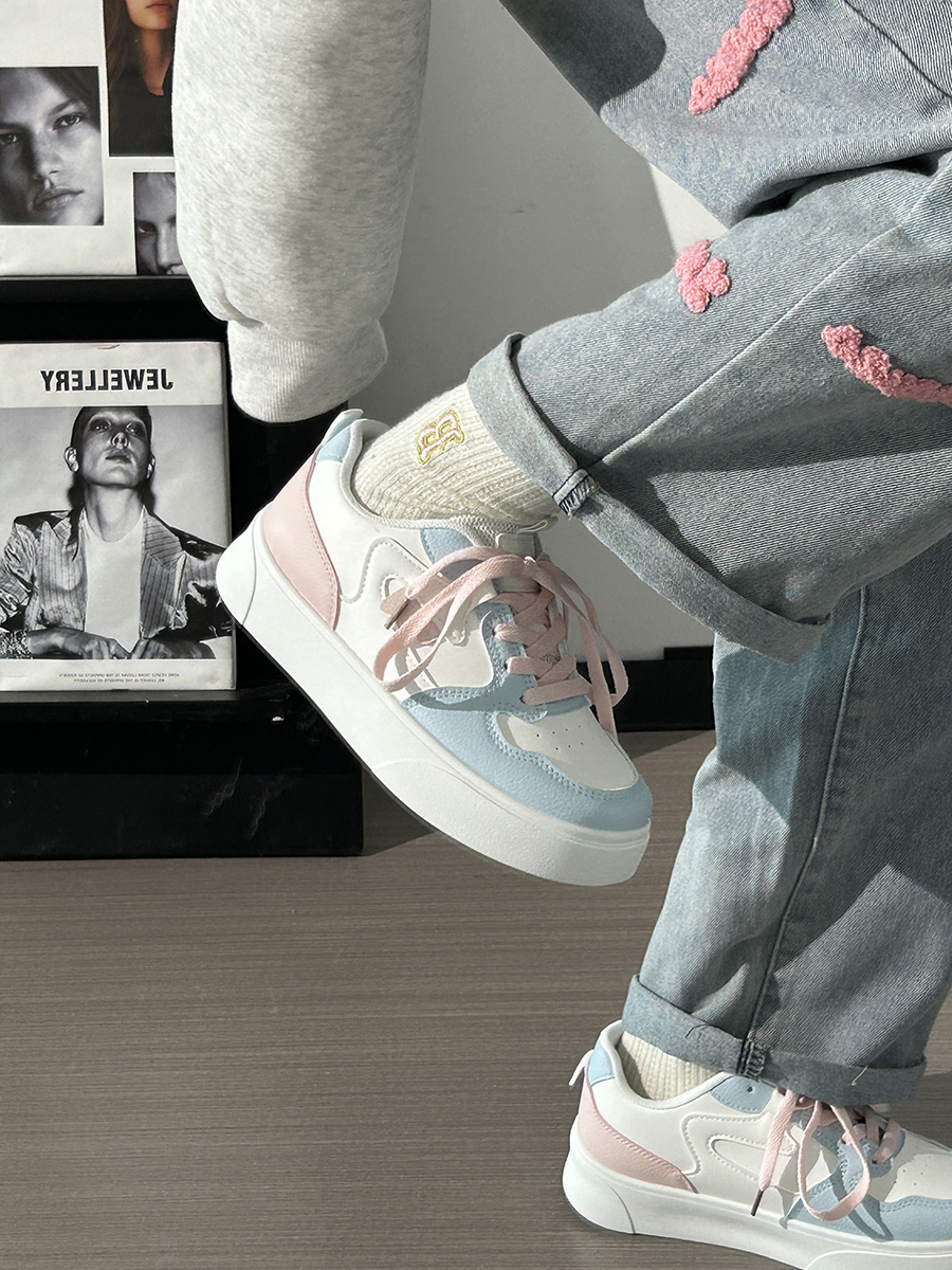 Women's White Canvas Sneakers - Lightweight, Breathable Mesh Summer Shoes, Korean Style Versatile Trendy Sports Footwear for Students Women's White Canvas Sneakers - Lightweight, Breathable Mesh Summer Shoes, Korean Style Versatile Trendy Sports Footwear for Students