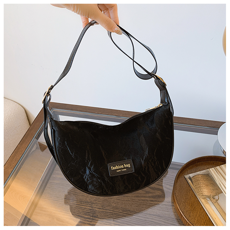 Women's White Dumpling Bag - High-End Versatile Shoulder & Crossbody Bag for Summer 2025 Fashion