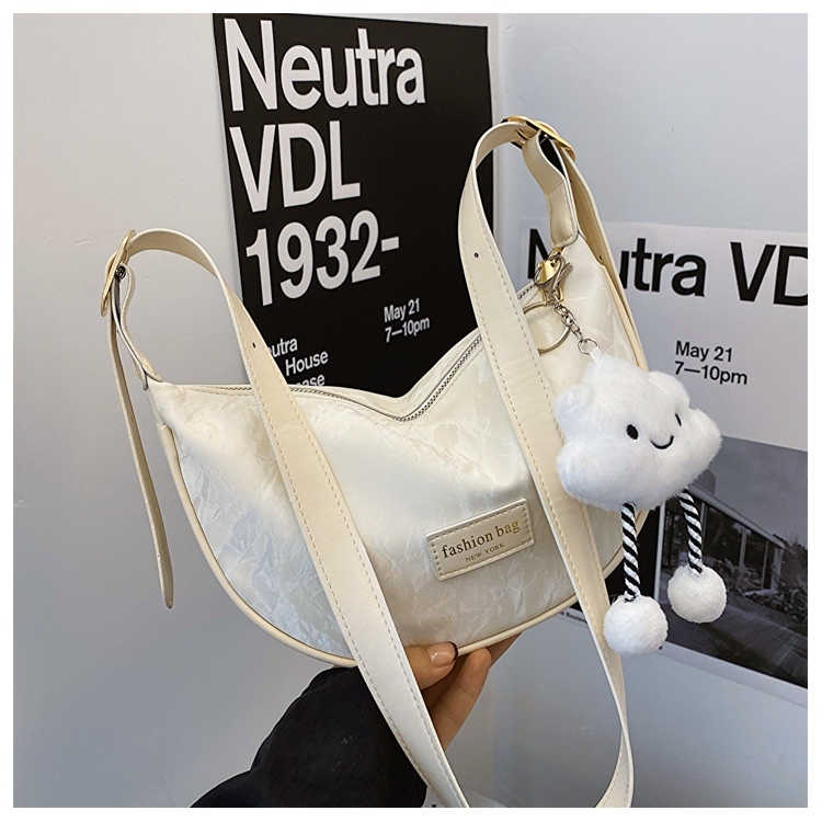 Women's White Dumpling Bag - High-End Versatile Shoulder & Crossbody Bag for Summer 2025 Fashion Women's White Dumpling Bag - High-End Versatile Shoulder & Crossbody Bag for Summer 2025 Fashion