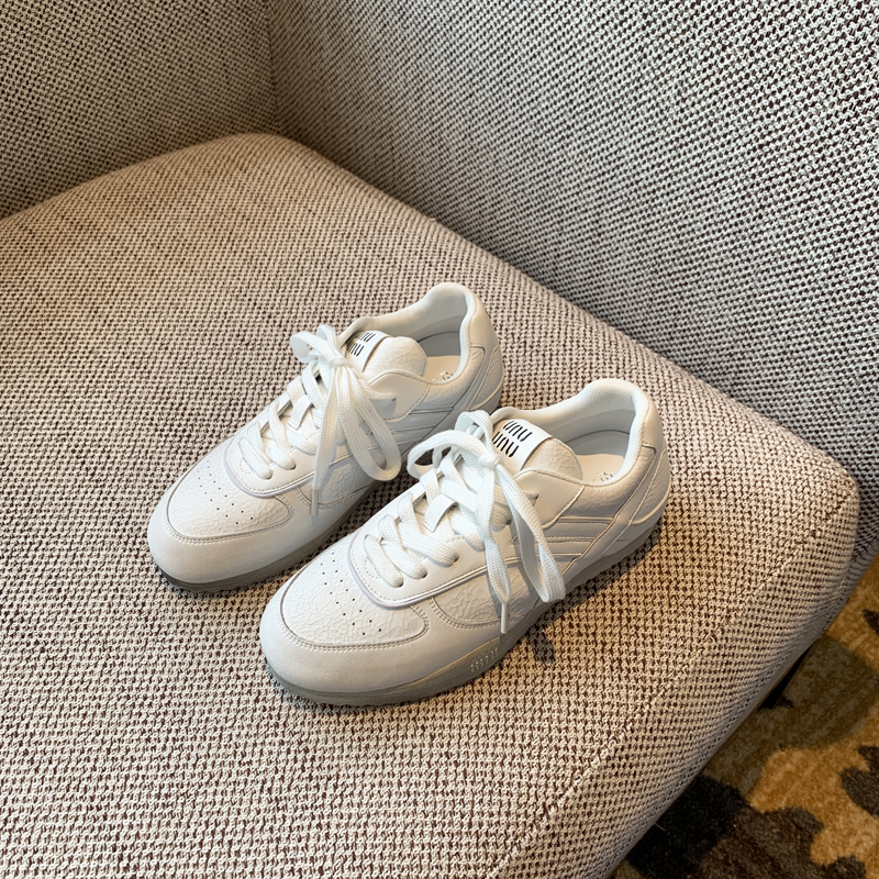 Women's White Genuine Leather Sneakers - Retro 2025 Training Shoes, Lightweight Thick Sole, Non-Slip Casual Sports Footwear