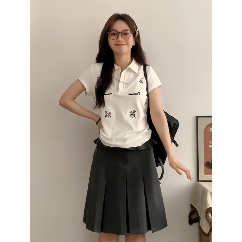 Women's White Short-Sleeve Polo Shirt with Dog Embroidery - Summer 2023 American-Style Fitted Sports Top