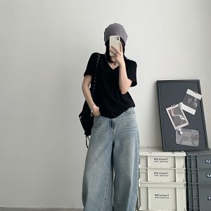 Women's White V-Neck Short Sleeve T-Shirt, Loose Fit Drop Shoulder, Spring Summer Basic Top, Versatile Layering Piece