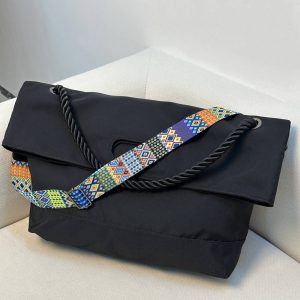 Women's Wide Strap Crossbody Bag - Versatile High-End Messenger Tote for Commuting - 2025 Fashion Trend