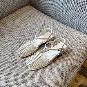 Women's Woven Closed-Toe Sandals 2025 Summer Korean Style Breathable Hollow Roman Commuter Shoes for Versatile Fashion