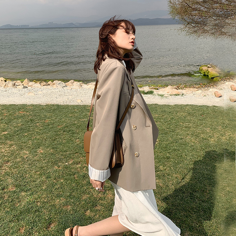 Women's Wrinkle-Free Blazer Jacket for Spring & Autumn 2025, High-End Niche Design, Small Size, Chic Lightweight Blazer