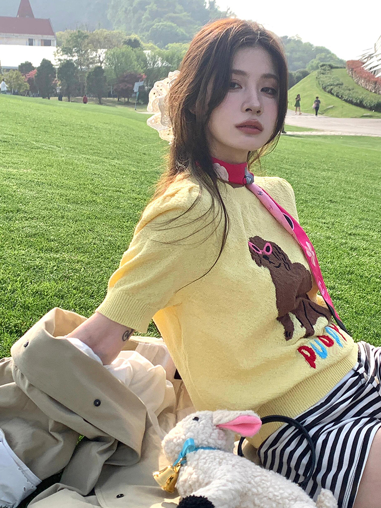 Women's Y2K Cropped Yellow Knitted Top with Dog Embroidery - Short Sleeve Round Neck Fun Summer Style Women's Y2K Cropped Yellow Knitted Top with Dog Embroidery - Short Sleeve Round Neck Fun Summer Style
