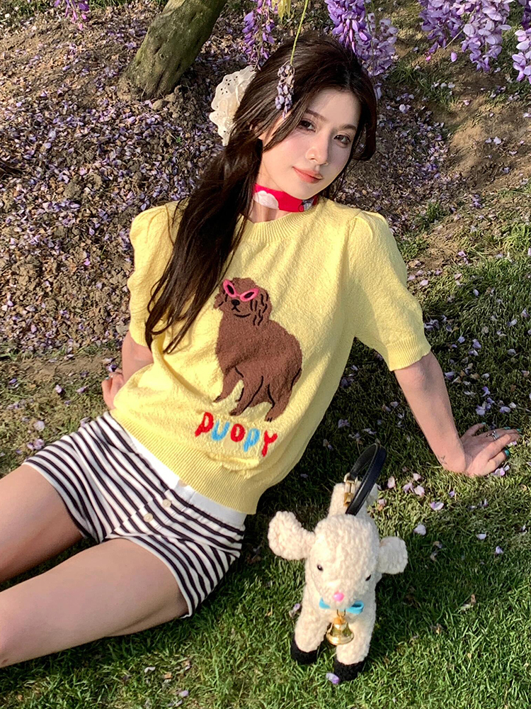 Women's Y2K Cropped Yellow Knitted Top with Dog Embroidery - Short Sleeve Round Neck Fun Summer Style Women's Y2K Cropped Yellow Knitted Top with Dog Embroidery - Short Sleeve Round Neck Fun Summer Style