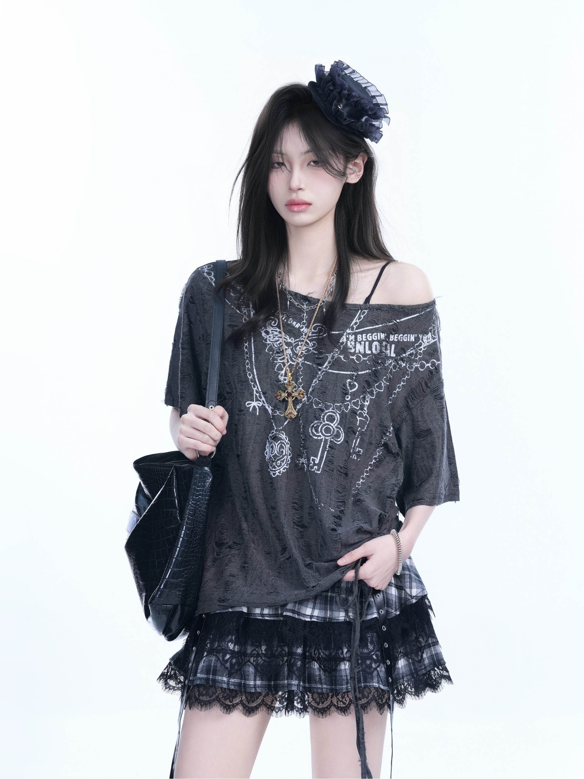 Y2K Butterfly Off-Shoulder Sleeveless T-Shirt - Destructive Feeling Women's Fashion Top for a Trendy Look Y2K Butterfly Off-Shoulder Sleeveless T-Shirt - Destructive Feeling Women's Fashion Top for a Trendy Look