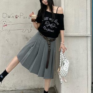 Y2K Off-Shoulder Bow Print T-Shirt - Short Sleeve, Loose Fit, Slimming Summer Top for Spicy Girls, Niche Style