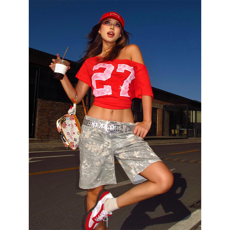 Y2K Off-Shoulder Red T-Shirt for Summer, Loose Fit Short-Sleeve Top with Digital Print, Spicy Girl American Style