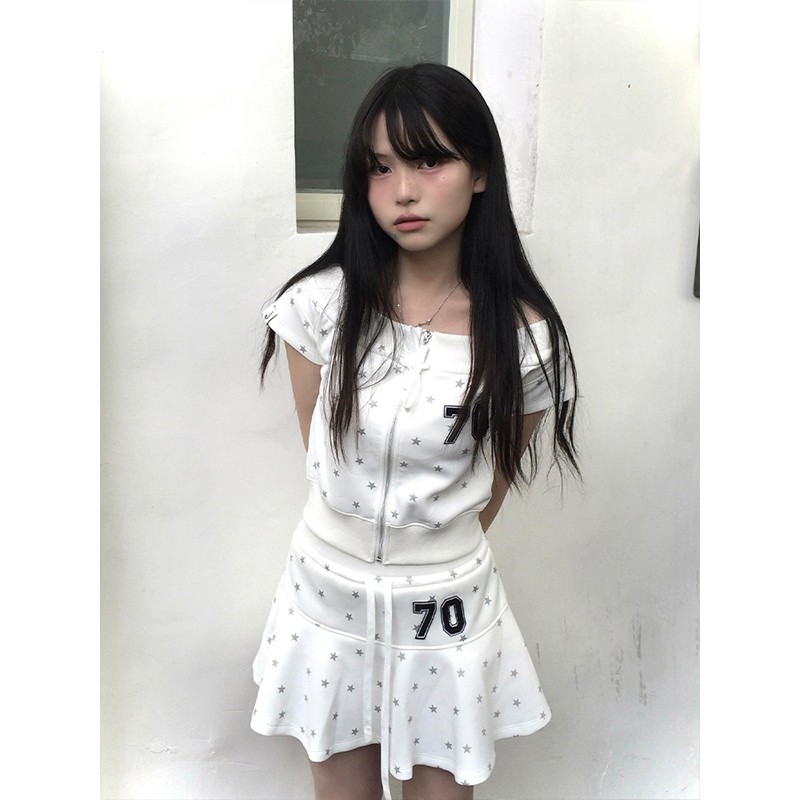 Y2K Summer Star Print Off-Shoulder Top & Slim-Fit Skirt Two-Piece Sports Suit for Women - American Style Sweet & Spicy Look