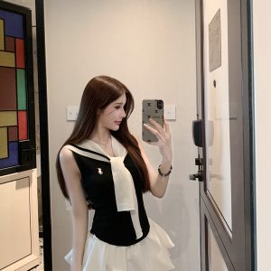 Zhang Yuanying College Vest Shawl Two-Piece Set - Stylish Layered Look for Casual Y2K Fashion