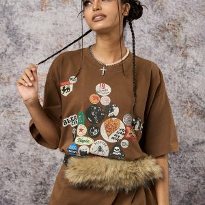 Concert Outfit Badge Print Distressed Short Sleeve T-Shirt