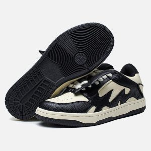 Concert Outfit Black&White Contrast Color Skate Shoes