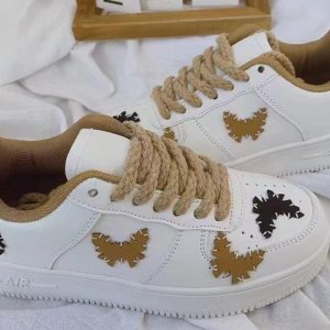 Concert Outfit Butterfly Label Skate Shoes