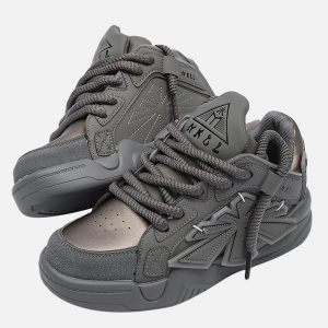 Concert Outfit Casual Preppy Sneakers