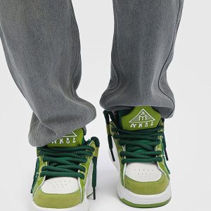 Concert Outfit Casual Preppy Sneakers