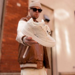 Concert Outfit Casual White Board Shoes