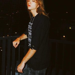 Concert Outfit Chain Decoration Distressed Tee