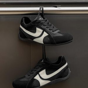 Concert Outfit Classic Suede Low Top Sneakers