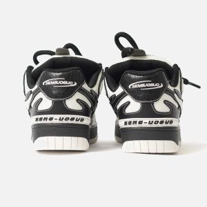 Concert Outfit Contrast Color Star Chucky Sneakers