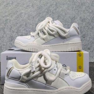 Concert Outfit Dirty Braid Design Skateboard Bread Shoes