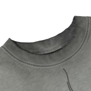 Concert Outfit Distressed Batik Graphic T-Shirt