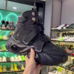 Concert Outfit Dual-Strap Stealth Runner Boots