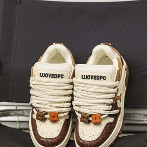 Concert Outfit Everything Goes With Casual Sneakers