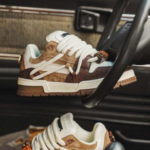 Concert Outfit Everything Goes With Casual Sneakers