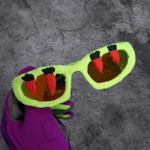 Concert Outfit Fun Carrot-Embellished Sunglasses