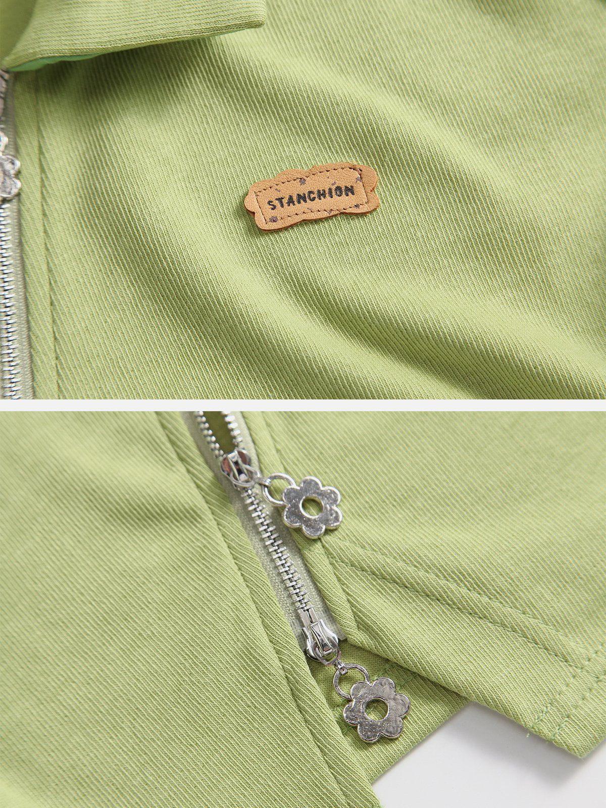 Concert Outfit Geometric Zip Up Crop Tee Concert Outfit Geometric Zip Up Crop Tee