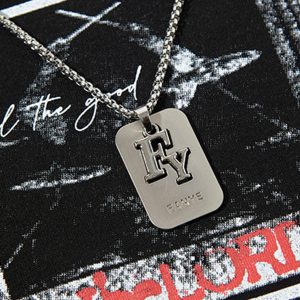 Concert Outfit Graphic Rock Singer Print Metal Tag Vest