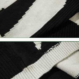 Concert Outfit High Street High-Neck Spiral Jacquard Sweater