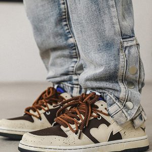 Concert Outfit High Street Love Sneakers