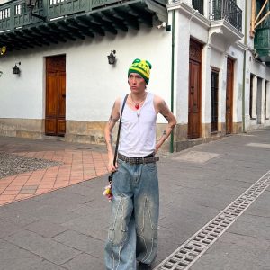 Concert Outfit High Street Star Washed Jeans