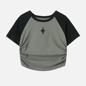 Concert Outfit Hollow Embroidery Pleating Tee