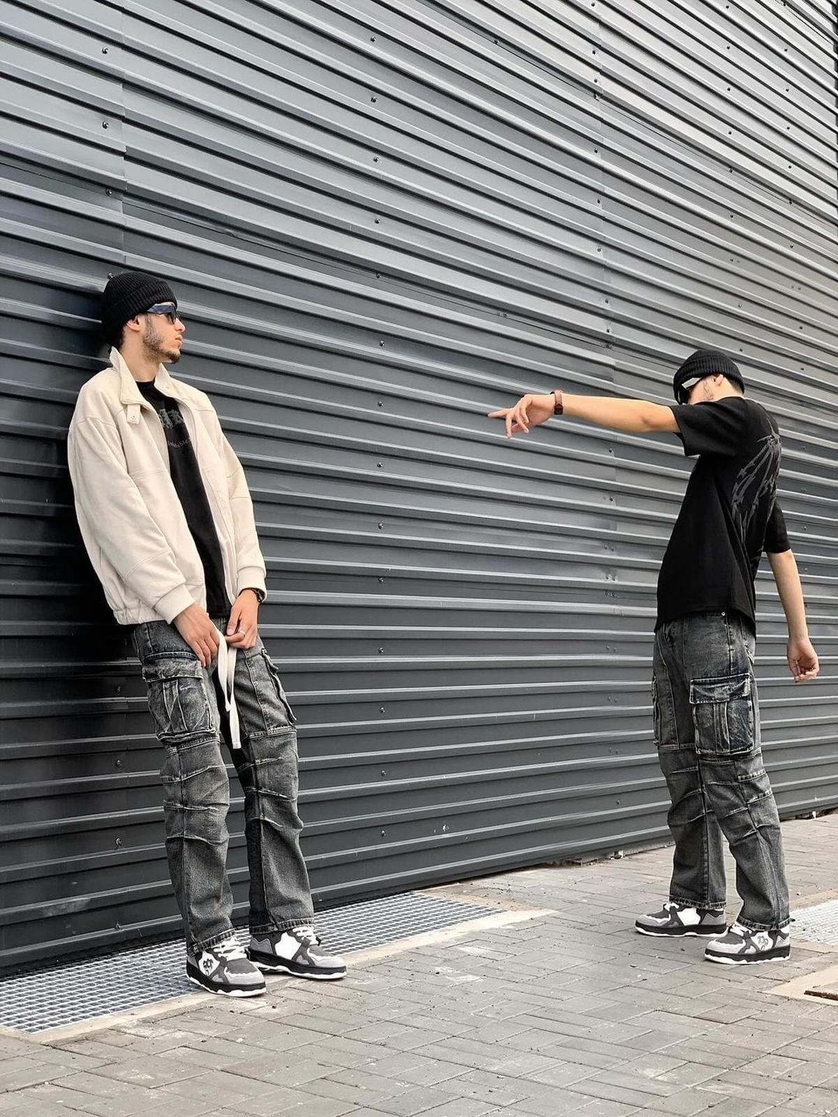 Concert Outfit Monochrome Shadowwave Heavy-Duty Street Sneakers Concert Outfit Monochrome Shadowwave Heavy-Duty Street Sneakers