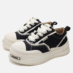 Concert Outfit Raggedy Round Toe Sneakers
